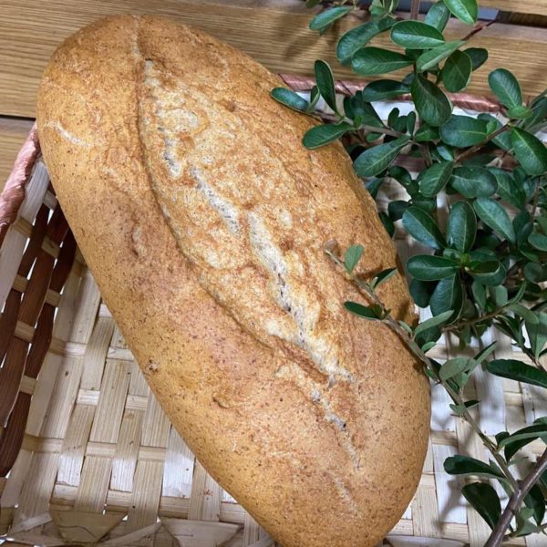 Pan de centeno integral en Panadería Almagro en Arroyo del Ojanco Jáen