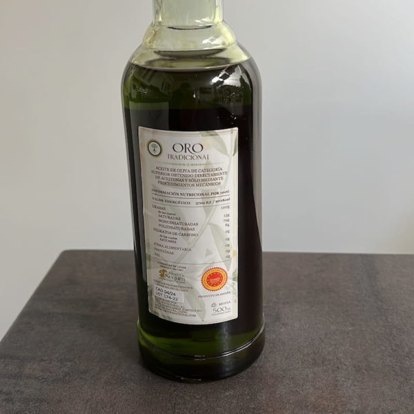 Aceite de Oliva Virgen Extra cosecha temprana 2022 de olivar de montaña Sierra de Segura Jaén Oro Tradicional