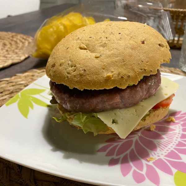 Comprar online pan horneado a leña con chía para hamburguesas