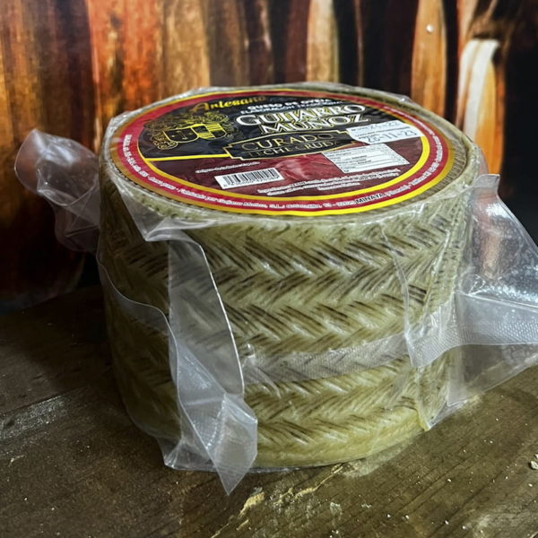 Comprar online queso manchego de oveja de leche cruda Guijarro Muñoz en Panadería Almagro Jaén